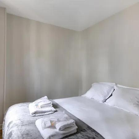 Apartment 569 Monceau - Superbe A *