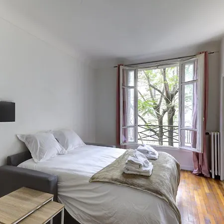 569 Monceau - Superbe A