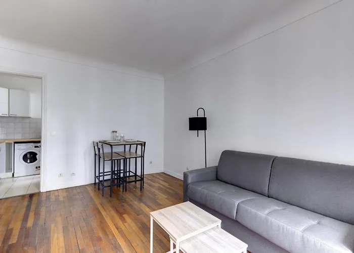 569 Monceau - Superbe A Appartement