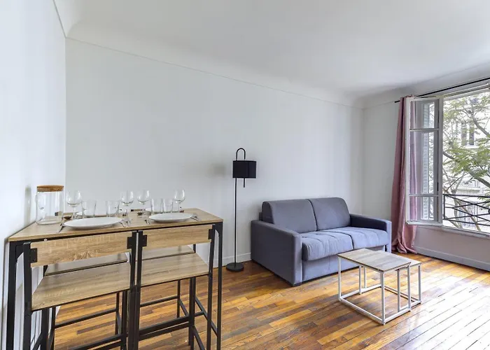 569 Monceau - Superbe A Parijs